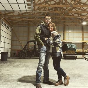 Meet your Posher, Brady